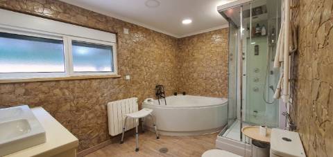 Quinta com piscina aquecida, Lareira,  sauna, jacuzzi e ginásio na Terrugem em Sintra