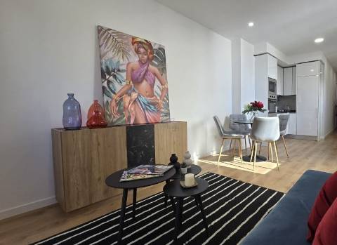 &#127991;&#65039;Apartamento T3 Remodelado em Benfica – Moderno e Central