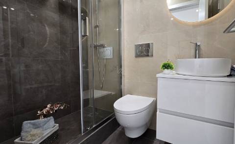 &#127991;&#65039;Apartamento T3 Remodelado em Benfica – Moderno e Central