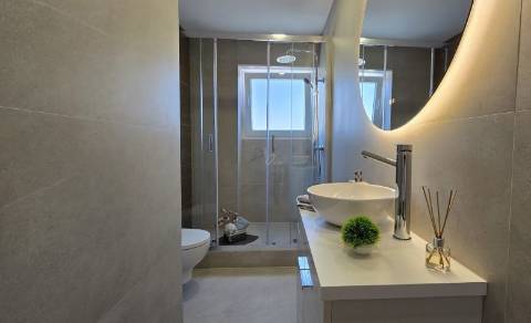 &#127991;&#65039;Apartamento T3 Remodelado em Benfica – Moderno e Central