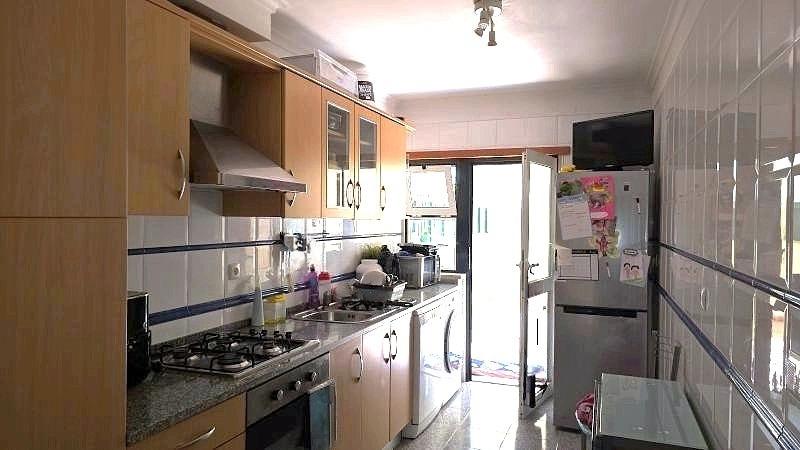 T2 com Terraço, Garagem e arrecadação