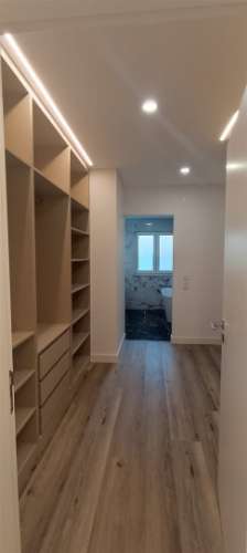 Moradia Independente T4 na Herdade da Aroeira com piscina, garagem a 2Km da praia.