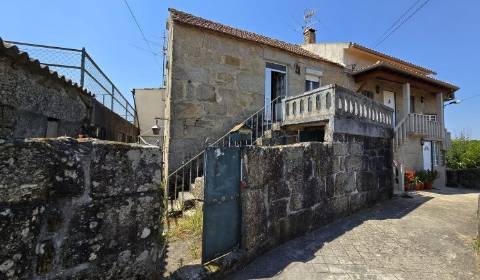 Moradia T3 em Pedra – Travanca de Lagos, Oliveira do Hospital