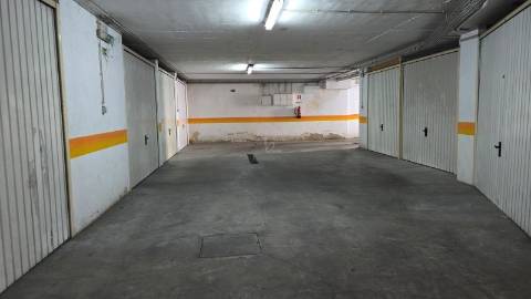 T2 com Terraço, Garagem e arrecadação