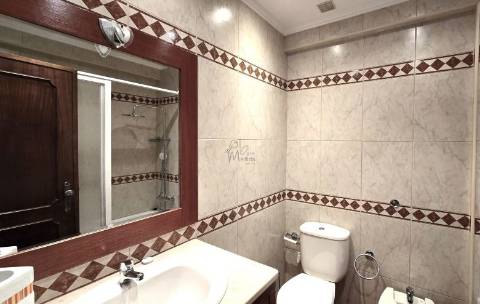 Apartamento T2 100m2, com arrecadação em Odivelas