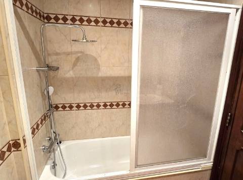 Apartamento T2 100m2, com arrecadação em Odivelas