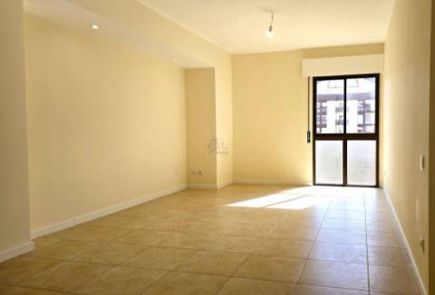 T2 Remodelado Tapada Das Mercês