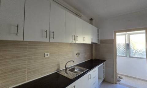 Apartamento T2 Arrendamento em Encosta do Sol,Amadora