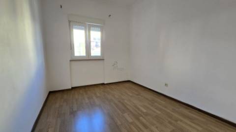 Apartamento T2 Arrendamento em Encosta do Sol,Amadora