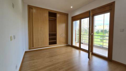 Apartamento T3 Venda em Odivelas,Odivelas