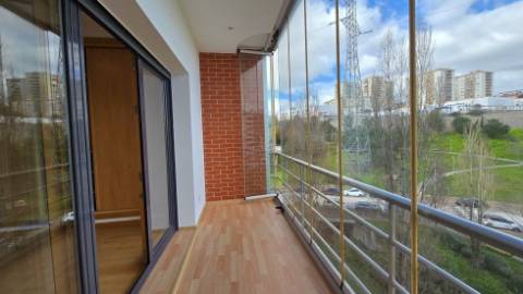 Apartamento T3 Venda em Odivelas,Odivelas