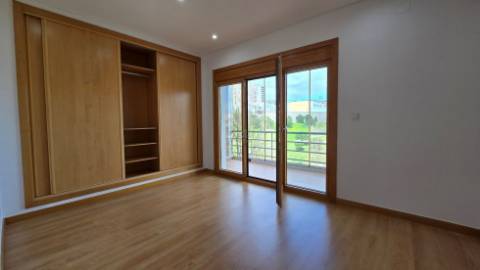 Apartamento T3 Venda em Odivelas,Odivelas