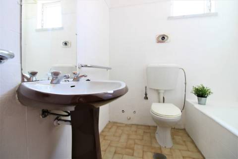 Quarto no Vale das Flores - ISEC - Polo II