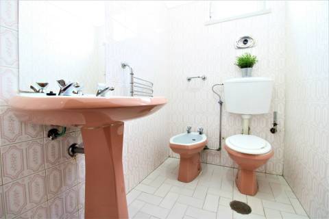 Quarto no Vale das Flores - ISEC - Polo II