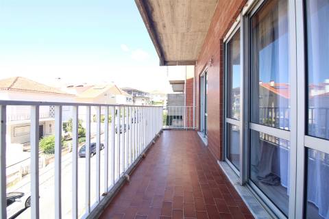 Apartamento T1 próxima da Av. Dias da Silva, Coimbra