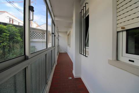 Apartamento T4 mobilado e equipada em Celas