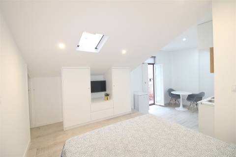 Apartamento T0 na zona da Baixa