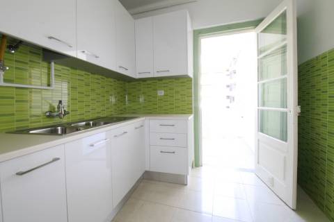 Apartamento T3 próximo Faculdade de Economia