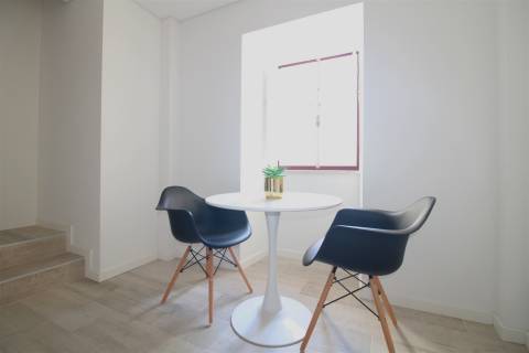 Apartamento T0 na zona da Baixa