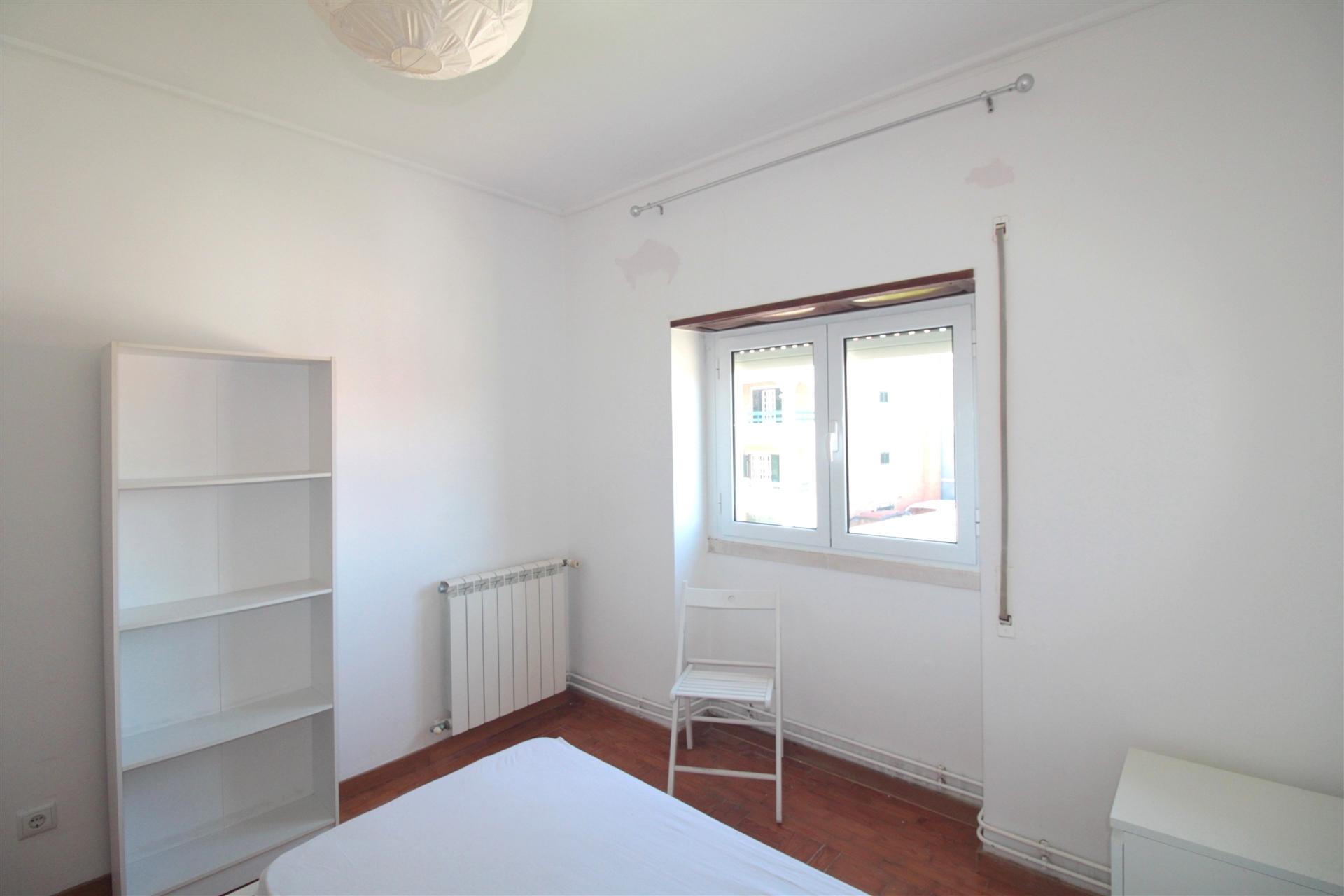 Quarto na zona de Celas