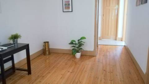 Quarto com varanda Pólo I