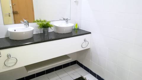 Quarto com varanda Pólo I