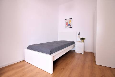 Quarto no Bairro Norton de Matos perto ESEC e ISEC