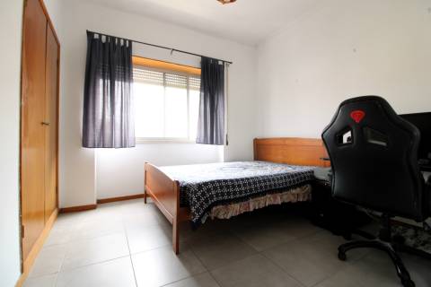 Apartamento T2 Garagem no Bairro Norton De Matos