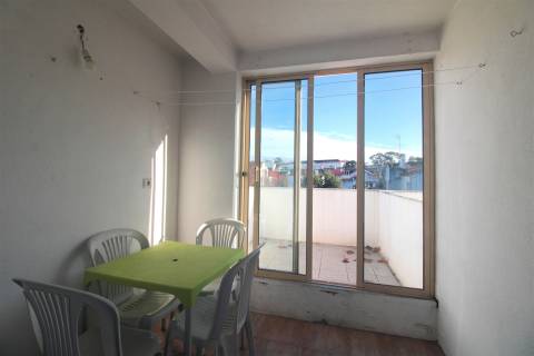 Apartamento T0 Praça da República