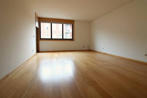 Apartamento T1 Quinta da Portela - Mondego Residence