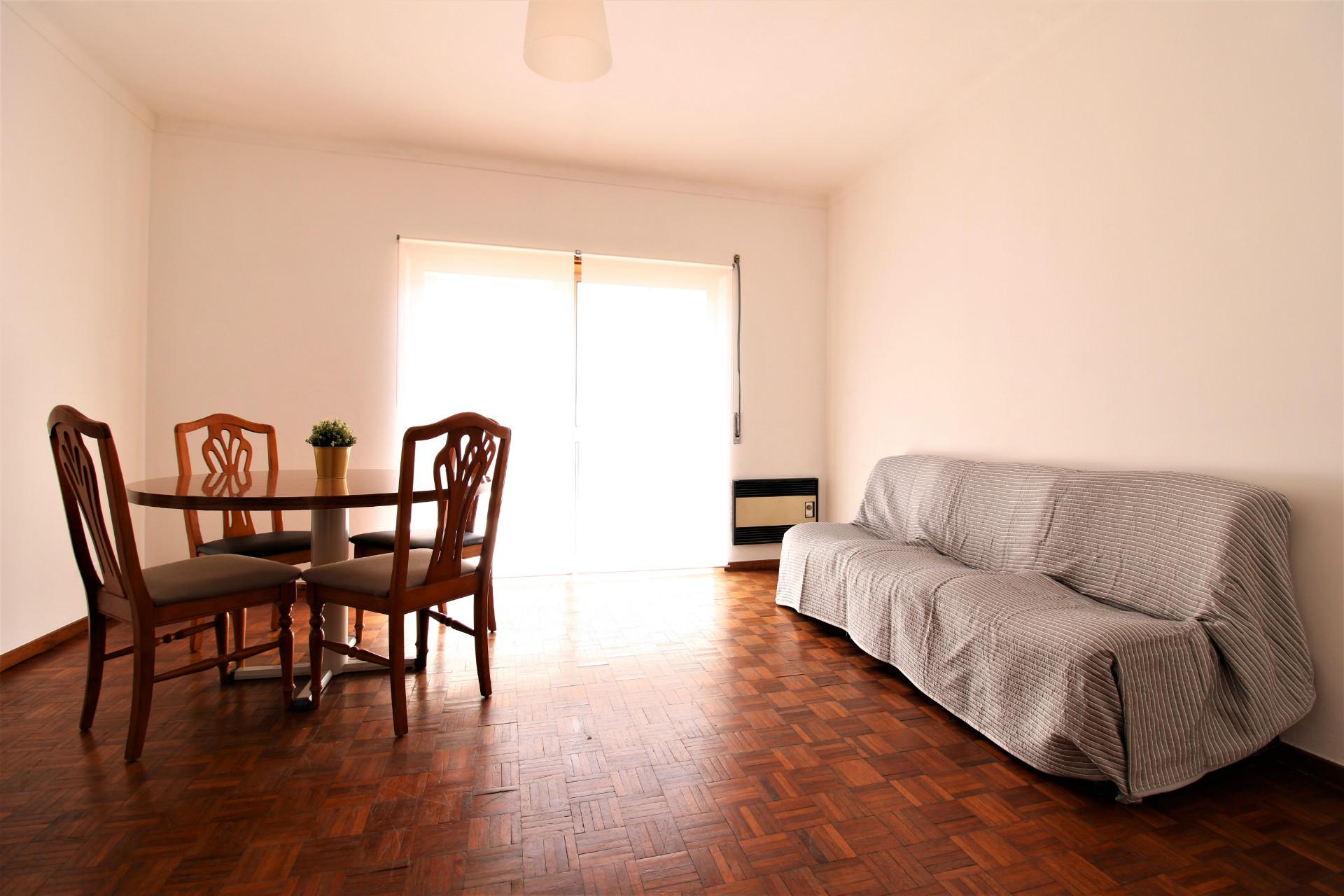 Quarto no Vale das Flores - ISEC - Polo II