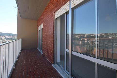 T3 próximo da Av. Dias da Silva, Coimbra.