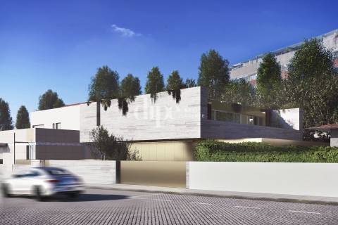 Moradia individual junto ao Parque da Cidade