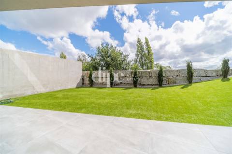 Suite Host Residences