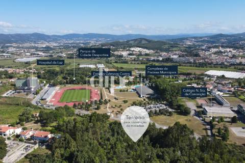 Terreno com 116.700 m2 para construção de moradias