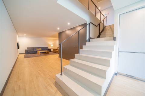 Suite Host Residences