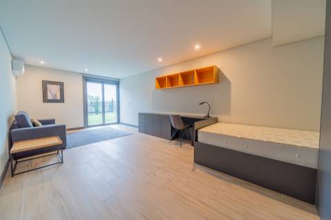 Suite Host Residences