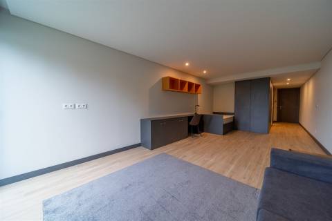 Suite Host Residences