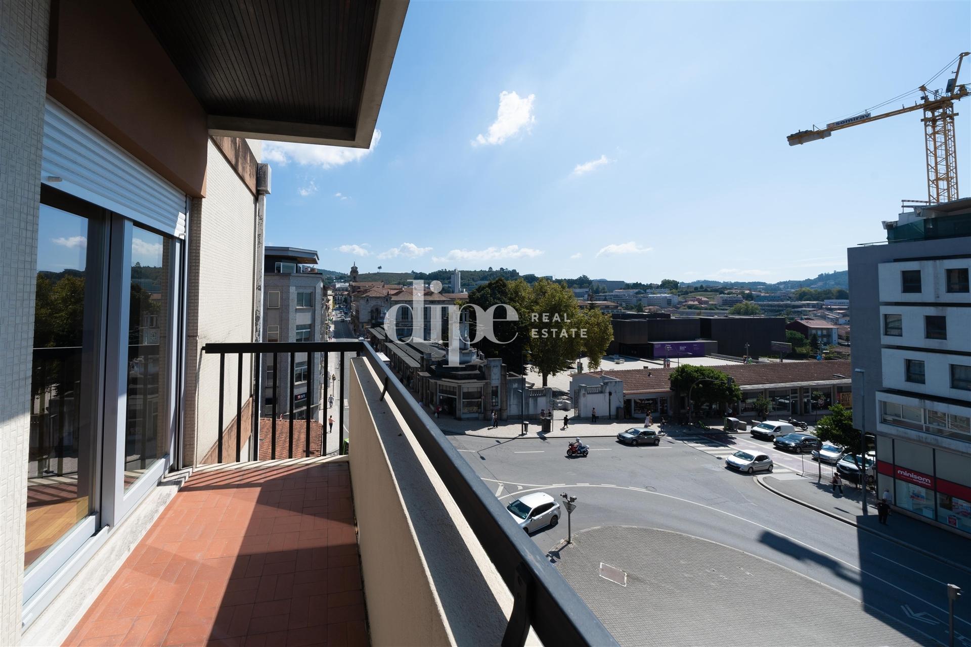 Apartamento T2+1 no centro da cidade