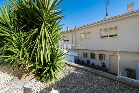 Moradia T3 com amplas áreas