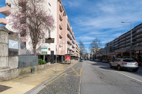 Loja no centro de Guimarães