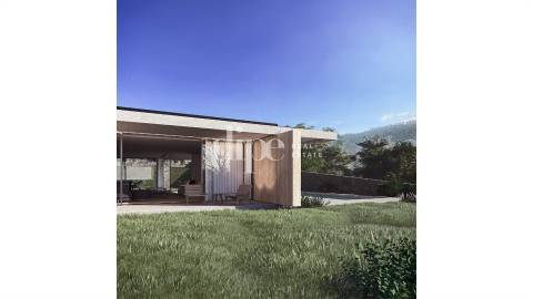 Lote para construção de habitação bifamiliar