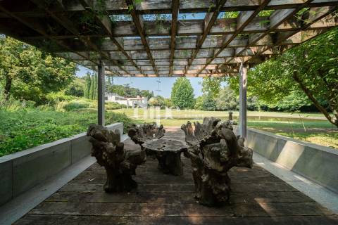 Luxuosa propriedade T5 em Guimarães