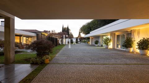 Luxuosa propriedade T5 em Guimarães
