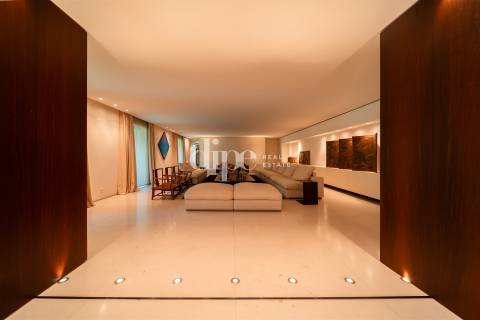 Luxuosa propriedade T5 em Guimarães