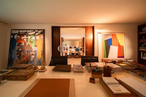 Luxuosa propriedade T5 em Guimarães