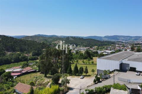Terreno com projeto aprovado para construção de pavilhão