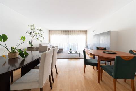 Apartamento T3 em Azurém