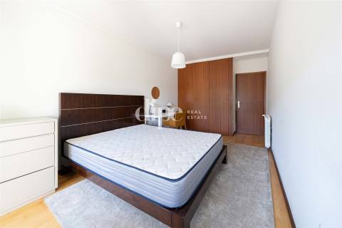 Apartamento T3 em Azurém