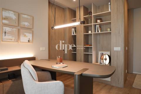 Apartamento T4 no empreendimento Vess Living
